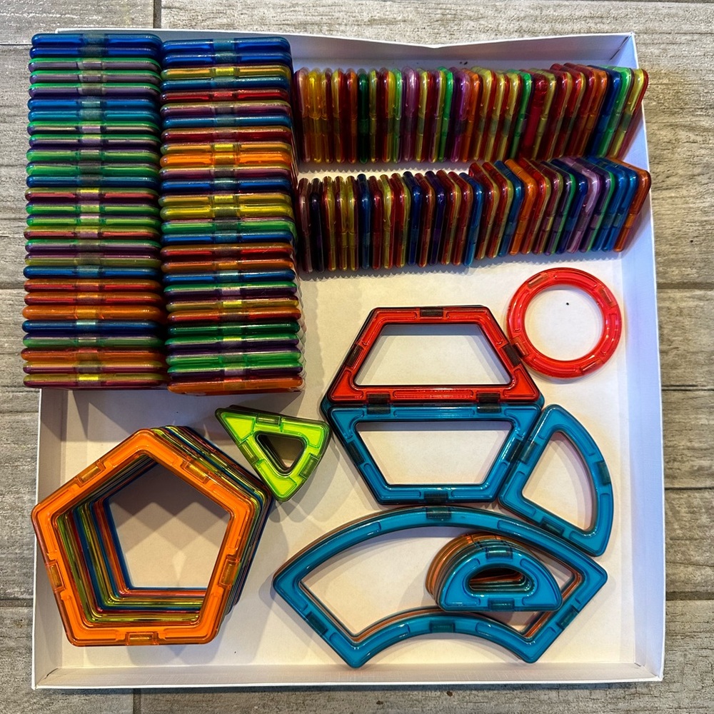 Magformers - Assorted Pieces